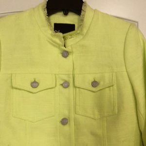 BANANA REPUBLIC GORGEOUS,slight fringe Nero collar.Color called Citron..